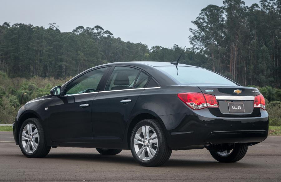  Chevrolet Cruze 2014 года  (BR) (фото 3 из 12)